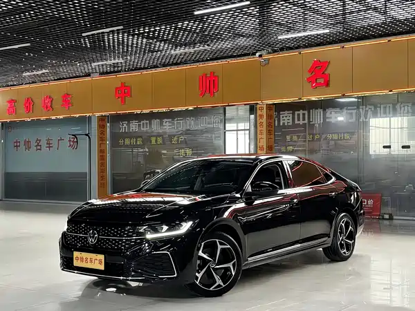 Volkswagen Passat 2024
