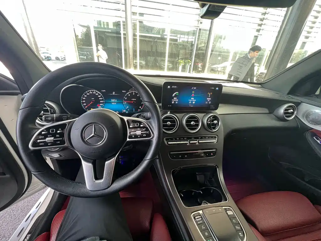 Mercedes-Benz GLC 2020 — фото 2