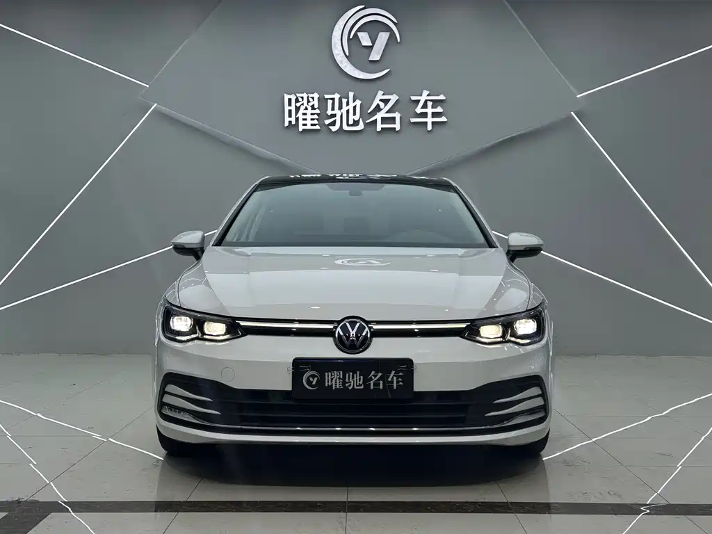 Volkswagen Golf 2021