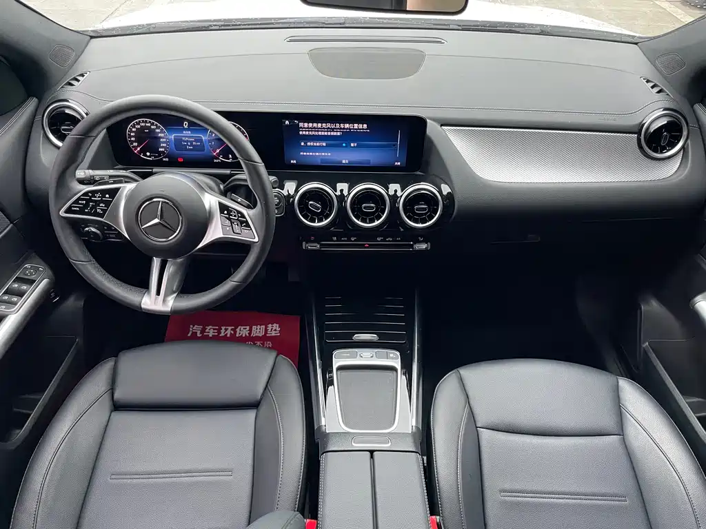 Mercedes-Benz GLA 2024 — фото 4