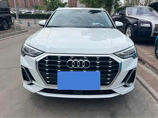 Audi Q3 2023