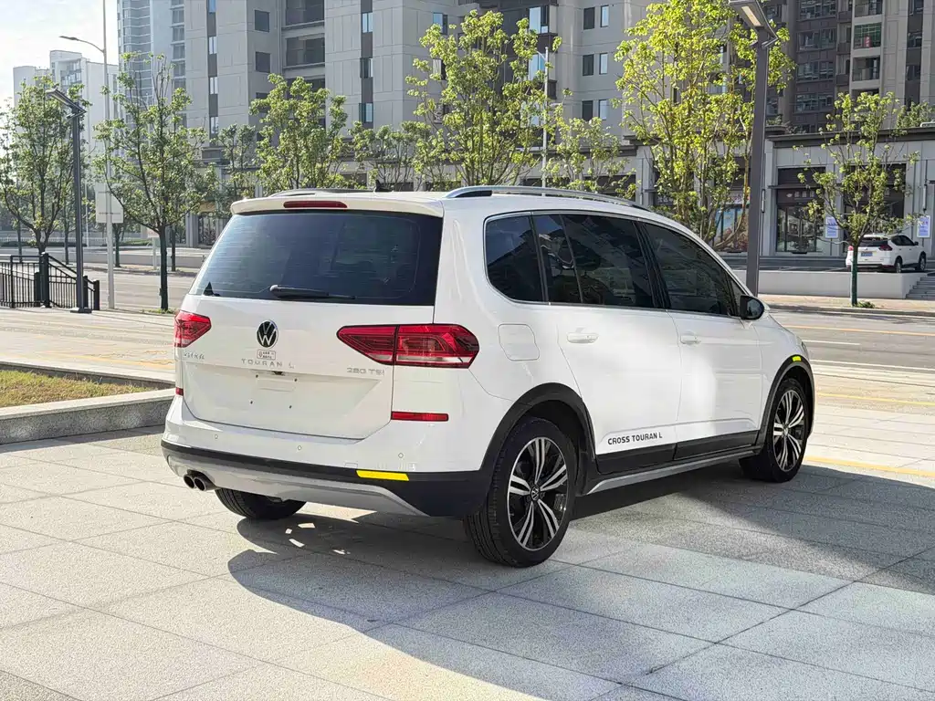Volkswagen Touran 2022