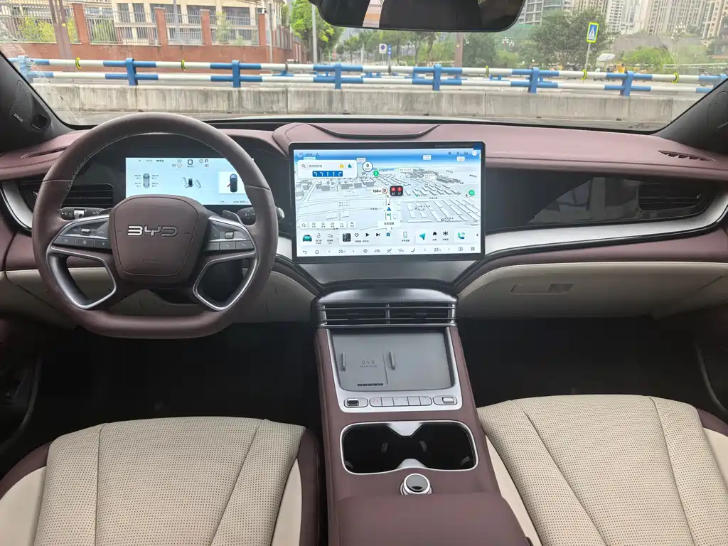 BYD Seal 07 DM-i 2025 — фото 5