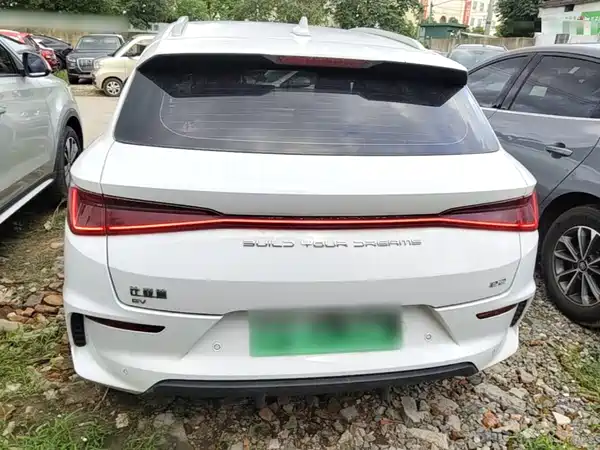 BYD e2 2022