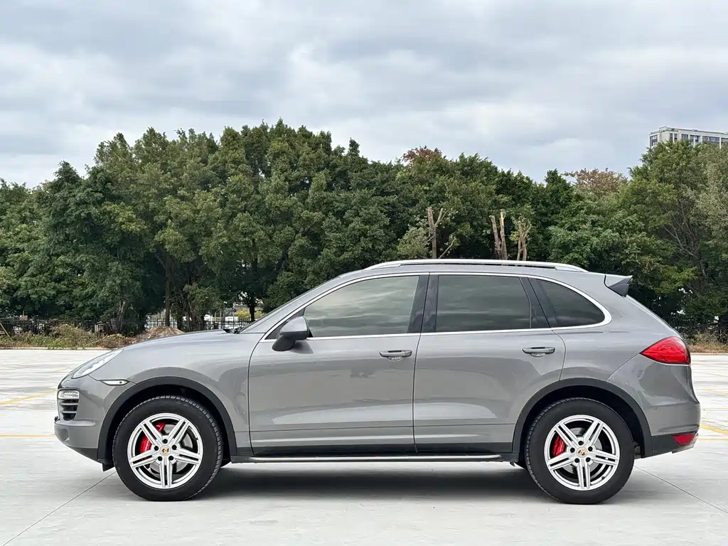Porsche Cayenne 2013 — фото 7