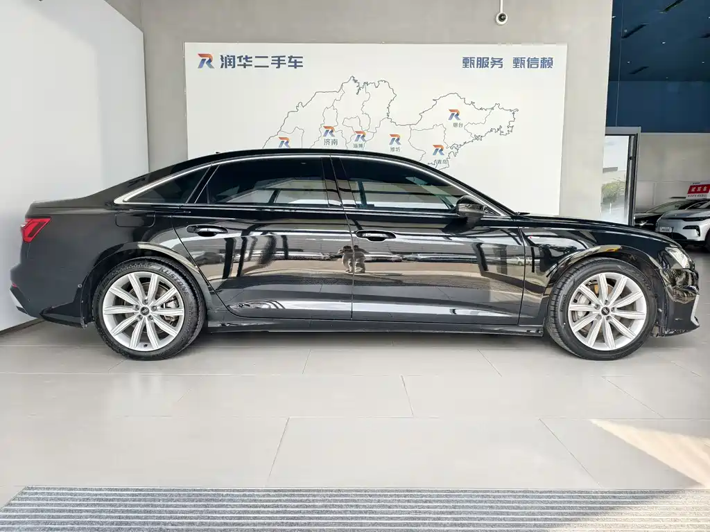 Audi A6L 2023