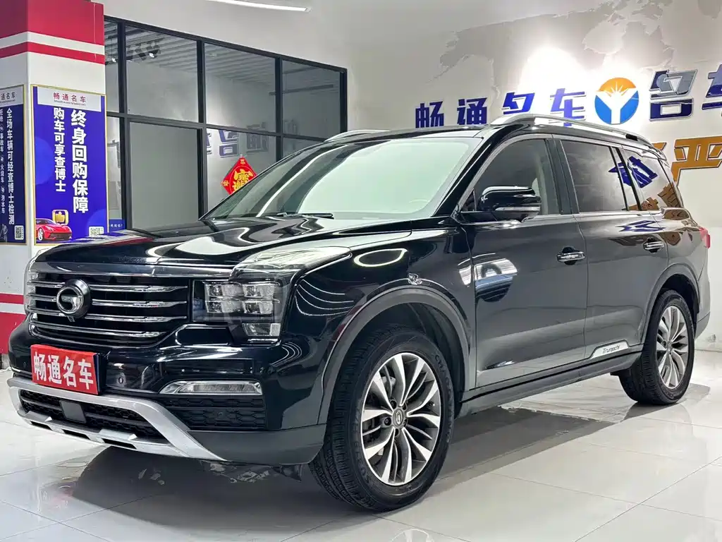 GAC Trumpchi GS8 2017 — фото 3