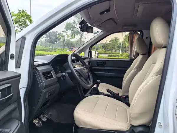 Wuling Hongguang PLUS 2021