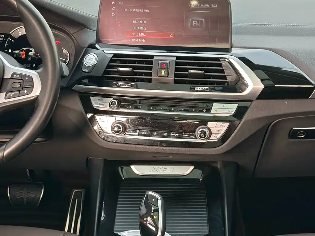 BMW X3 2018 — фото 19