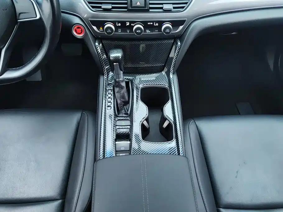 Honda Accord 2023 — фото 16