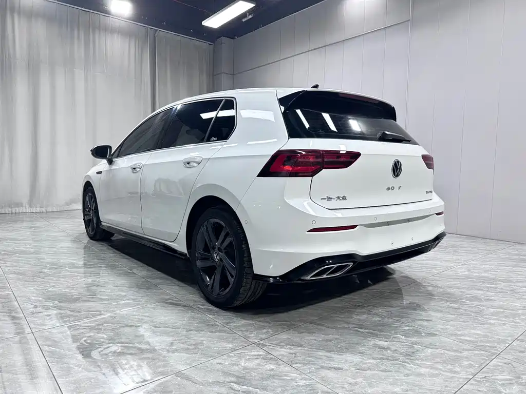 Volkswagen Golf 2022
