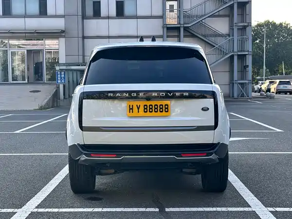 Land Rover Range Rover 2024