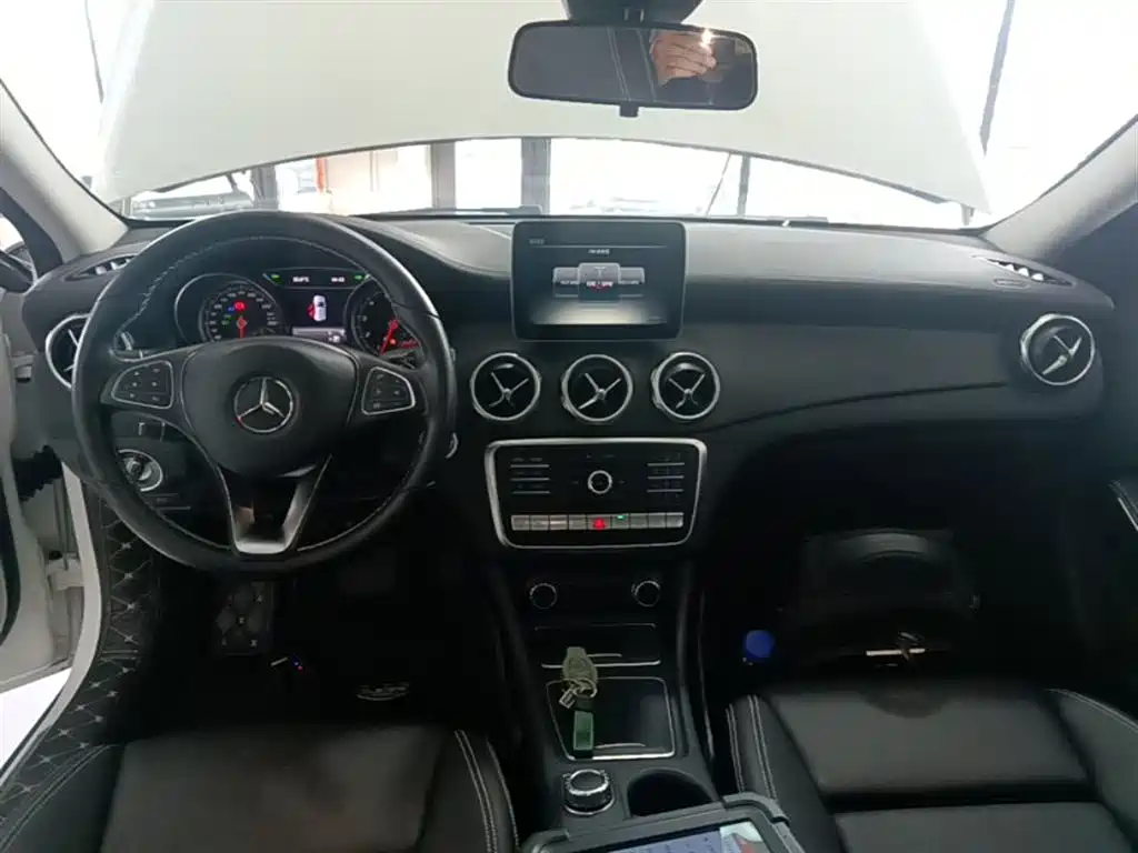Mercedes-Benz GLA 2017 — фото 10