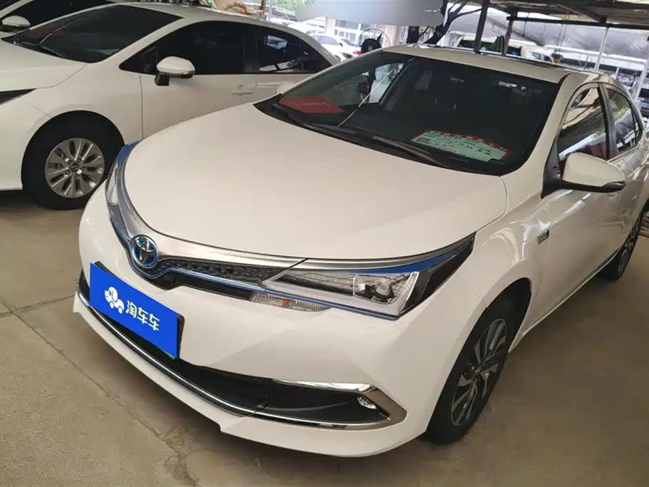 Toyota Corolla Hybrid 2021 — фото 2