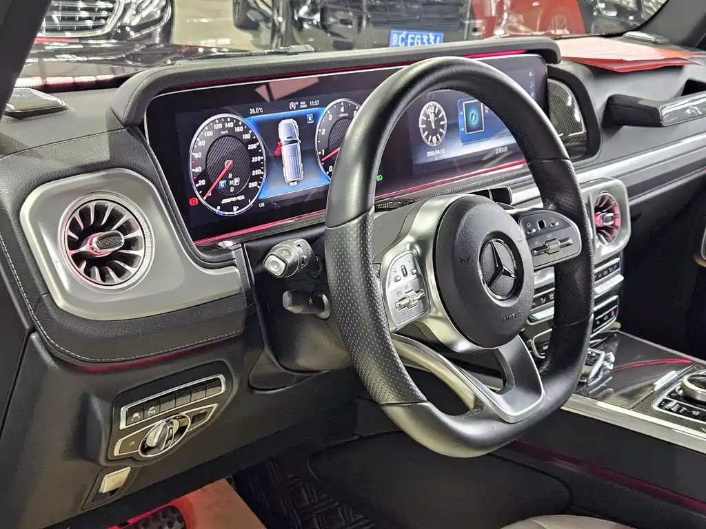 Mercedes-Benz G-Class 2019 — фото 12