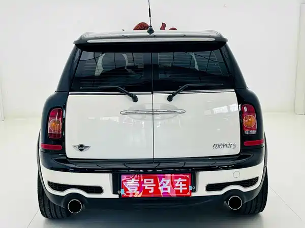 MINI Clubman 2010