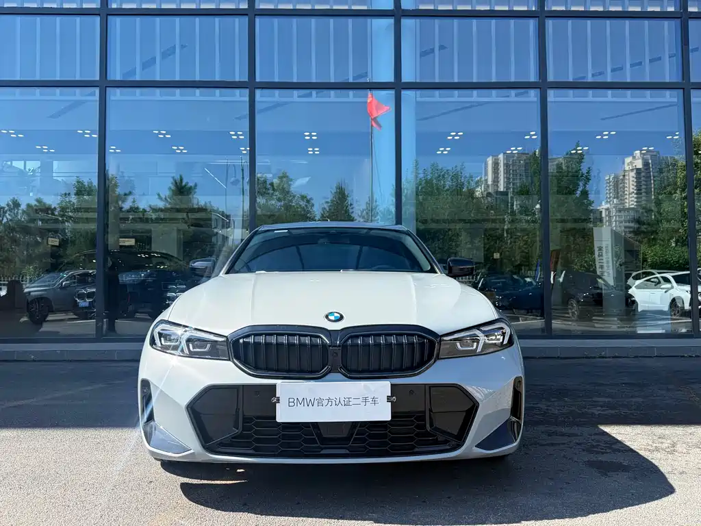 BMW 3 Series 2025