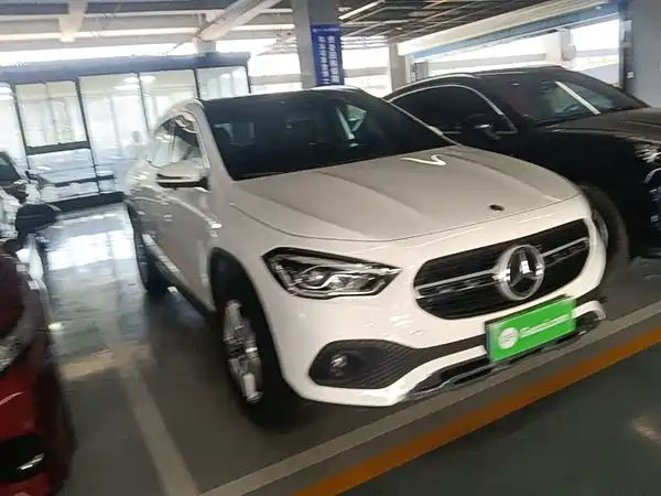 Mercedes-Benz GLA 2022