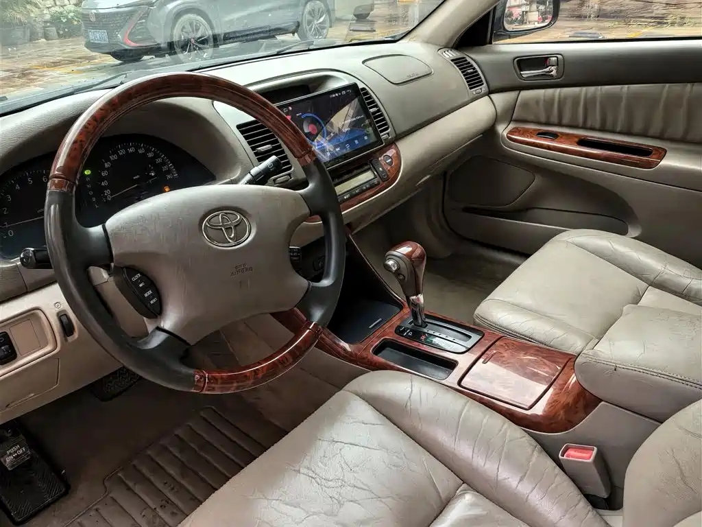 Toyota Camry 2004