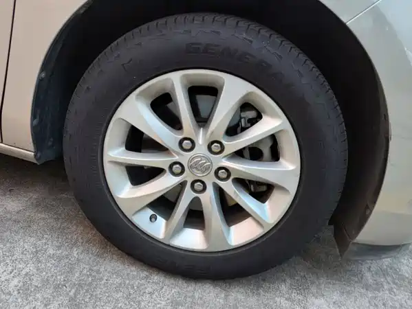 Buick GL8 2019
