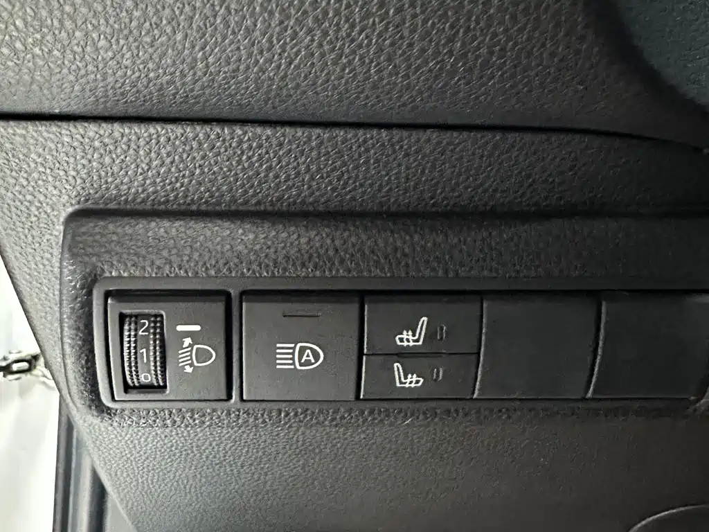 Toyota Levin 2022 — фото 18