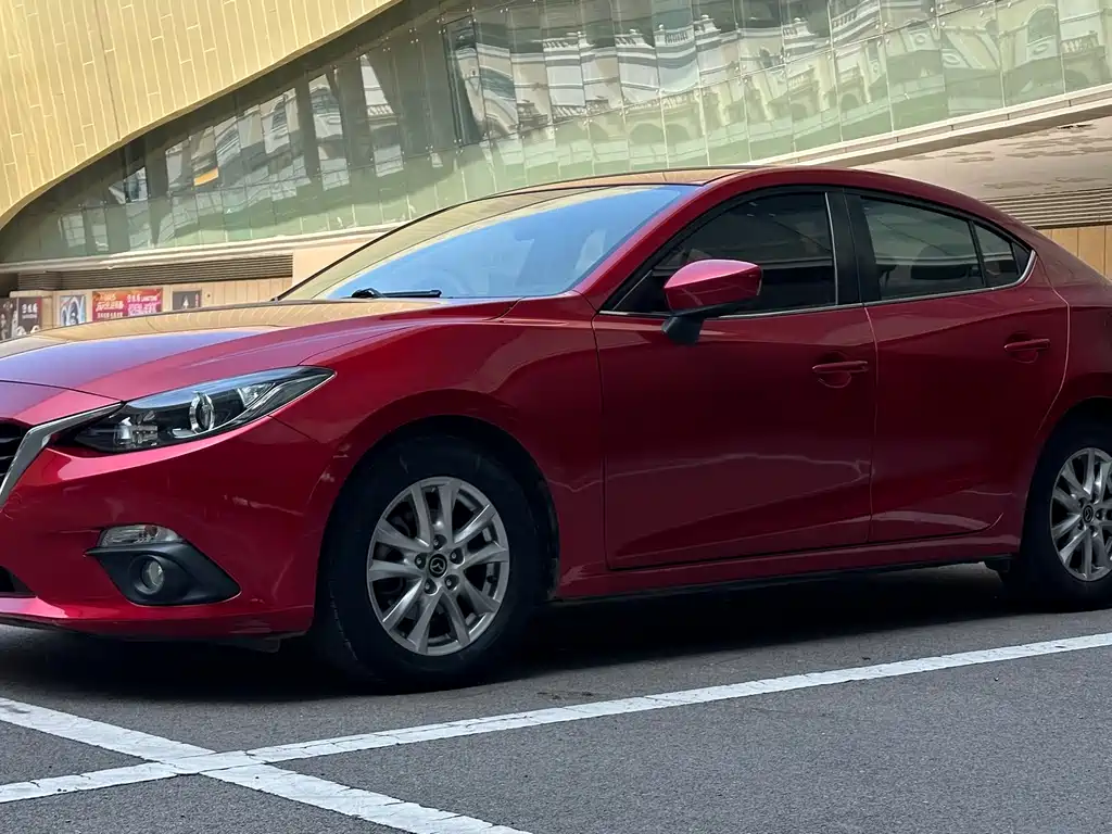 Mazda 3 Axela 2016 — фото 2