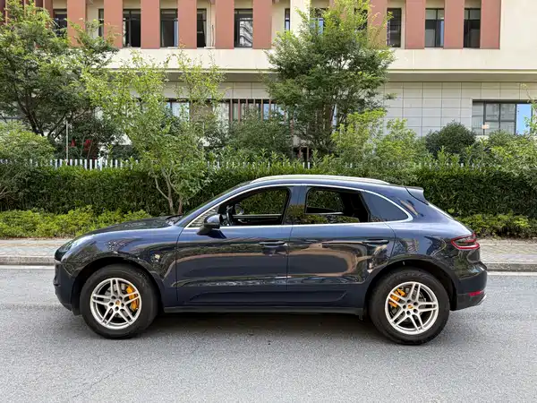Porsche Macan 2016