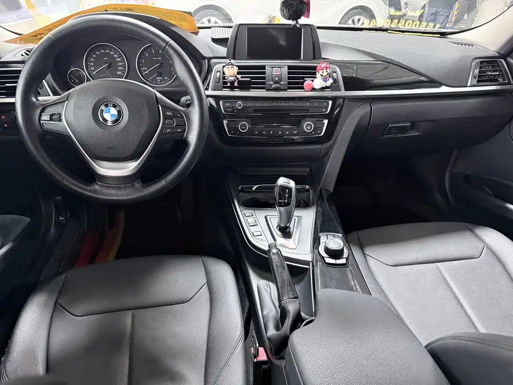 BMW 3 Series 2016 — фото 12
