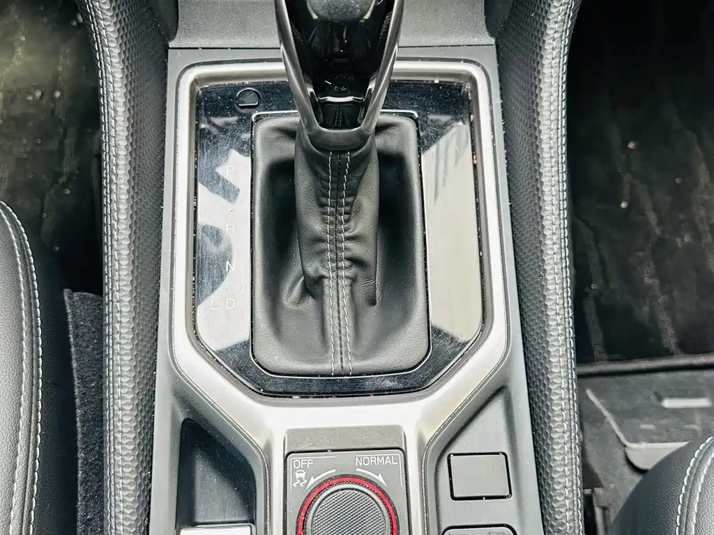 Subaru Forester 2022 — фото 13