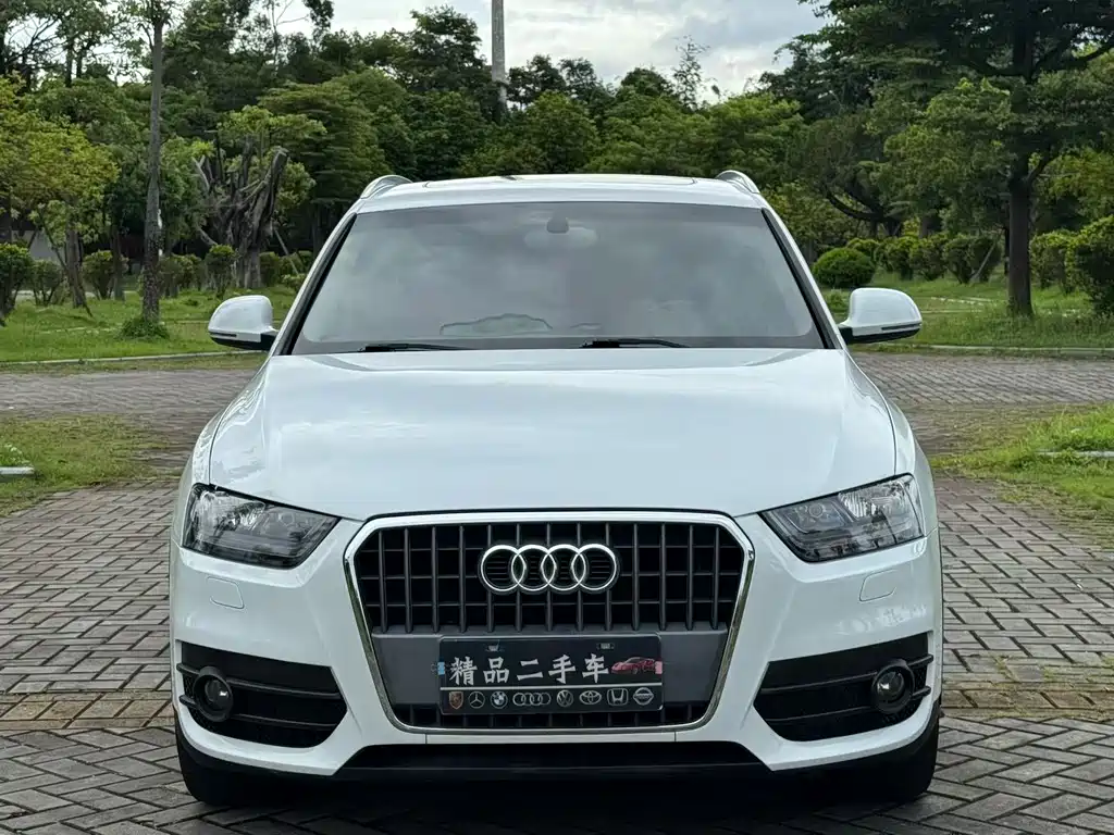 Audi Q3 2015