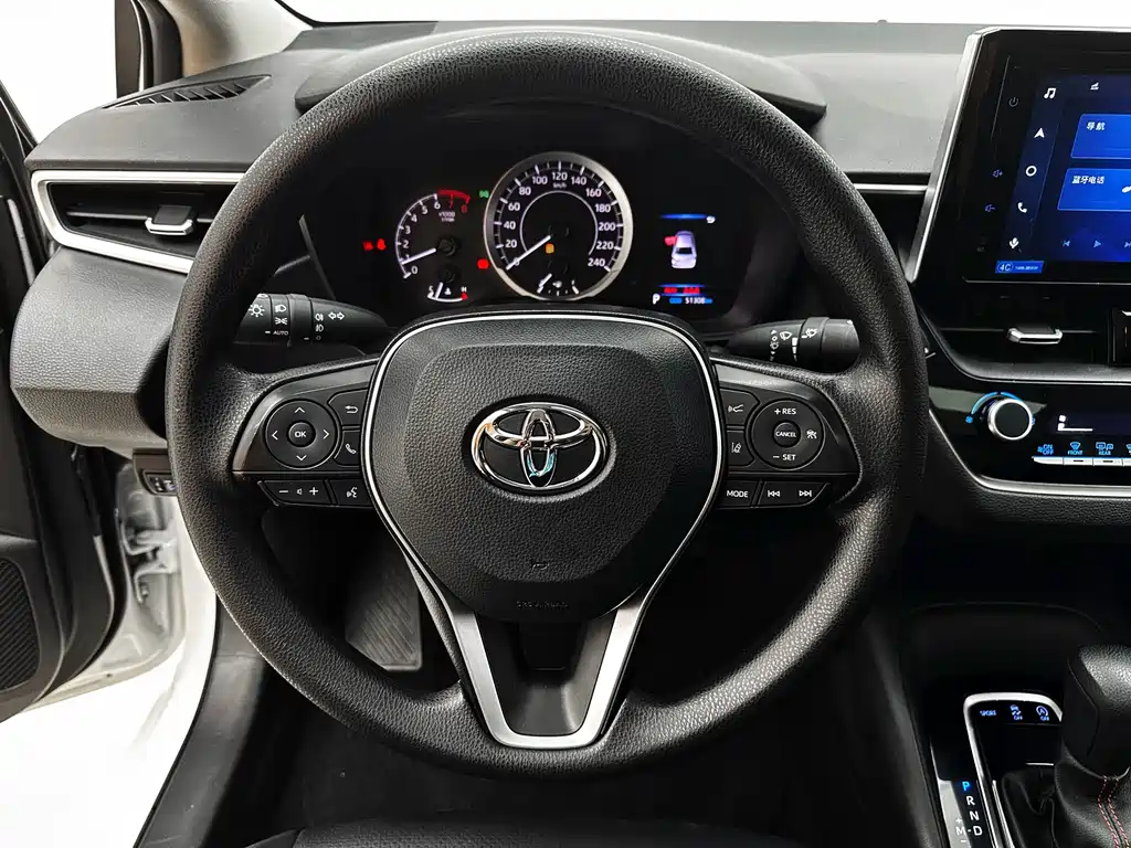 Toyota Corolla 2022 — фото 18