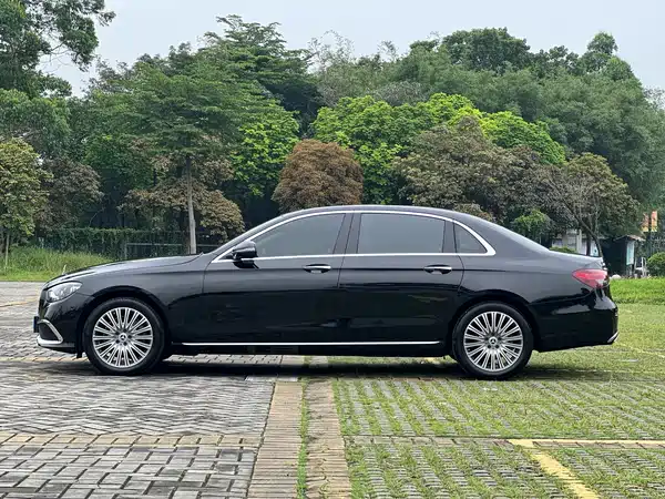 Mercedes-Benz E-Class 2021