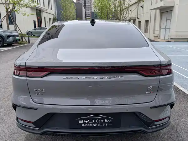 BYD Han 2025