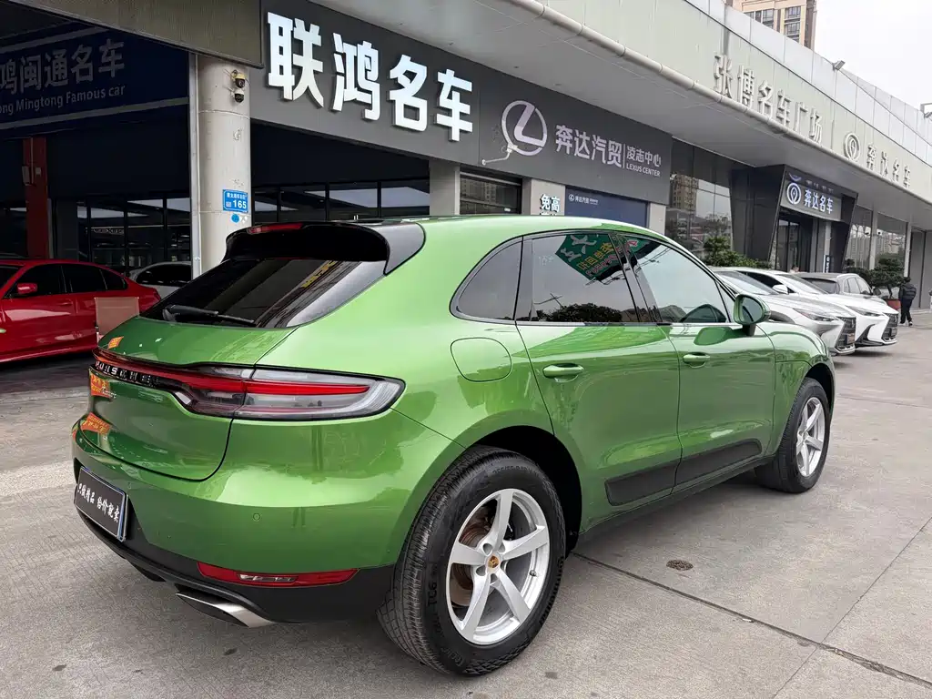 Porsche Macan 2020 — фото 13