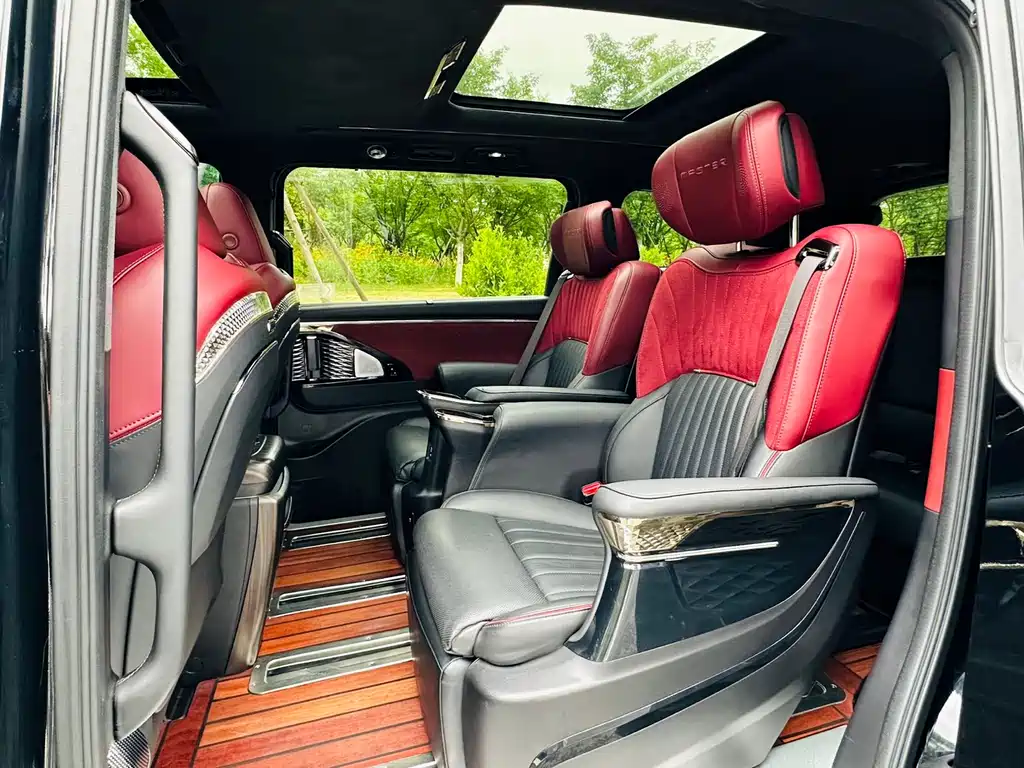 GAC Motor Trumpchi M8 2023 — фото 9