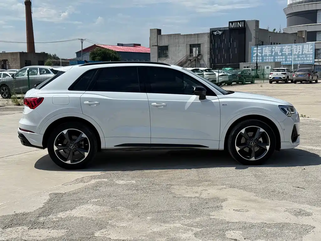 Audi Q3 2022