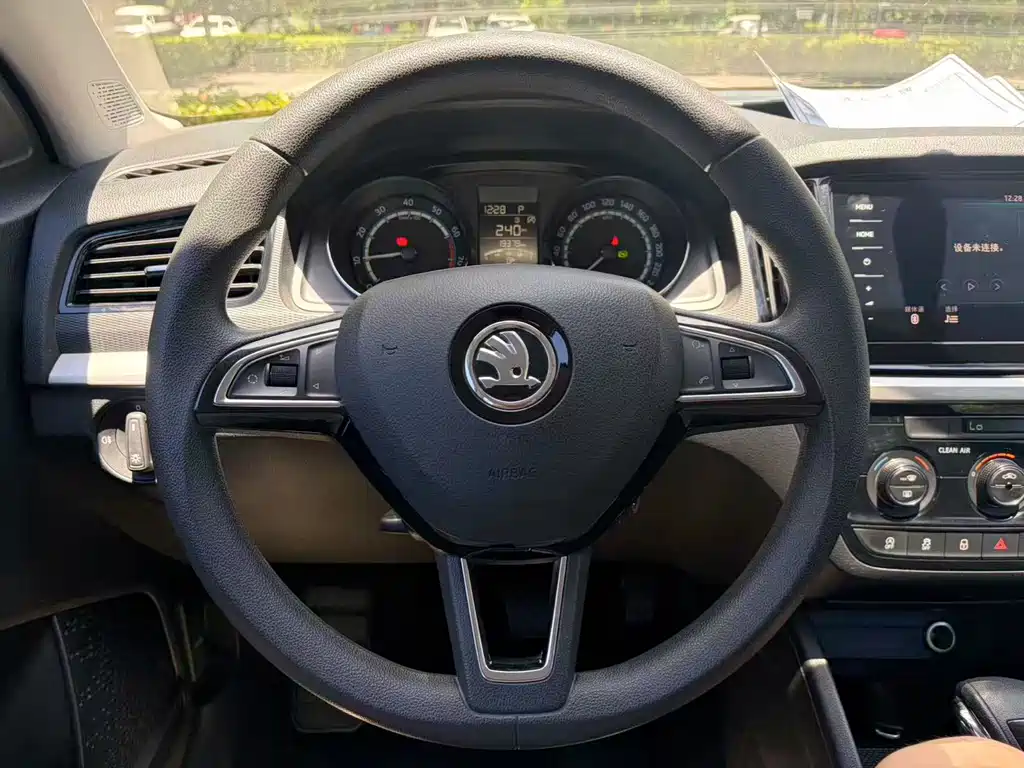 Skoda Kamiq 2021 — фото 14