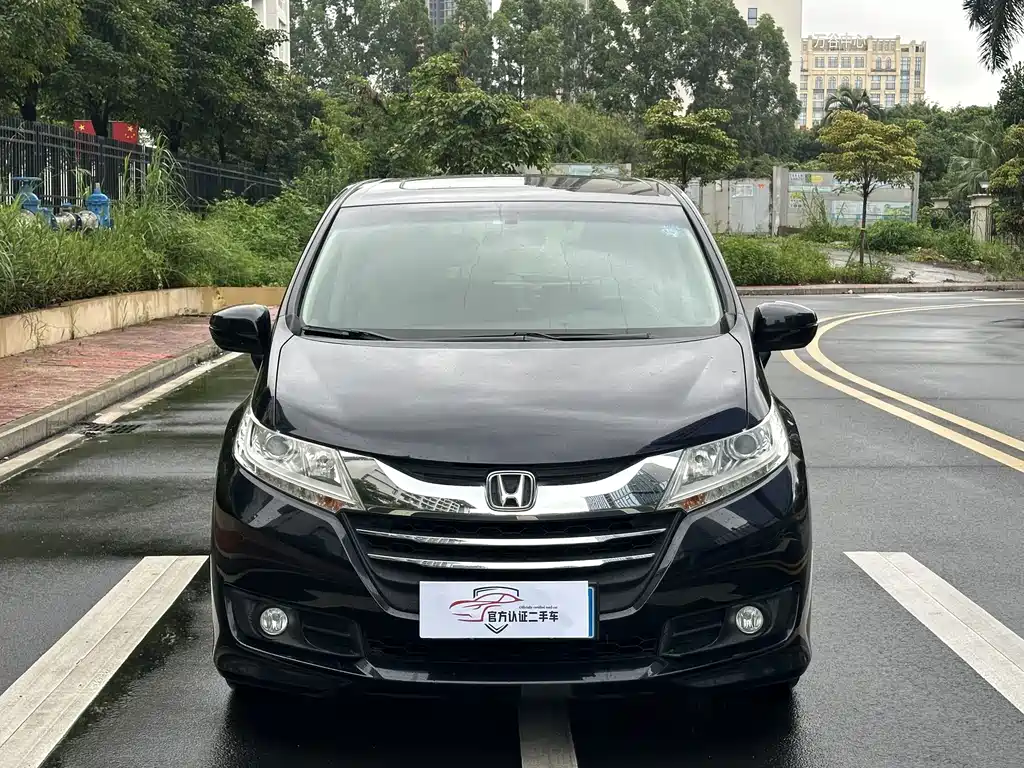 Honda Odyssey 2017 — фото 3