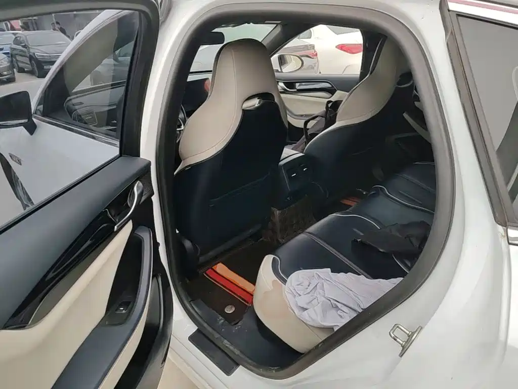 BYD Qin PLUS 2023 — фото 13