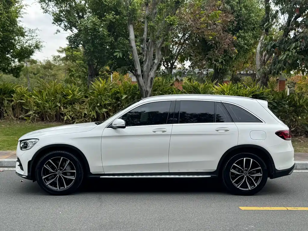 Mercedes-Benz GLC 2020 — фото 11