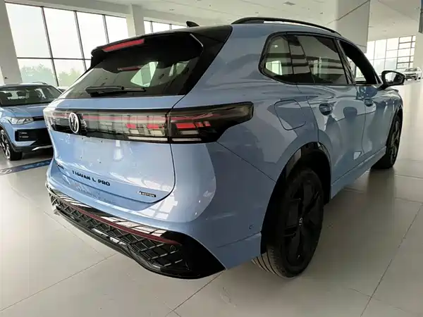 Volkswagen Tiguan L 2024