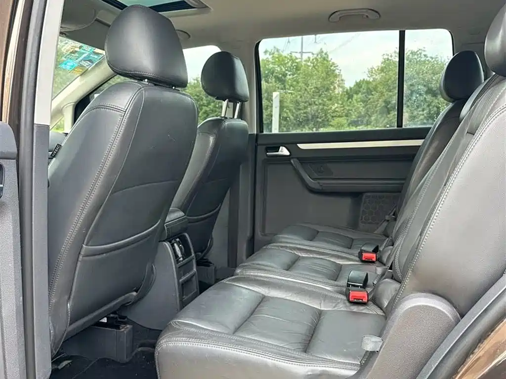 Volkswagen Touran 2013
