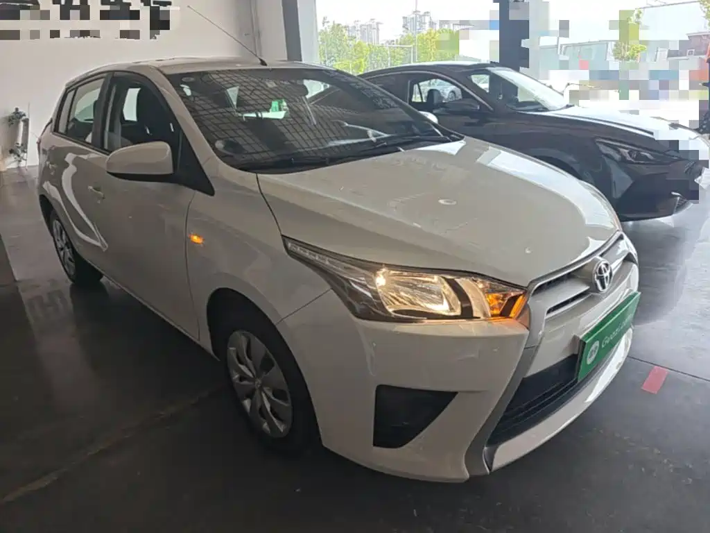 Toyota Yaris L 2016