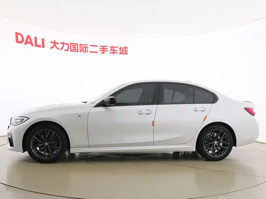 BMW 3 Series 2021