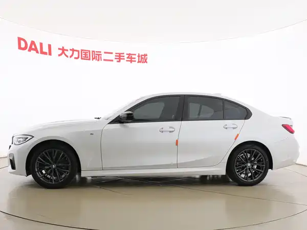 BMW 3 Series 2021