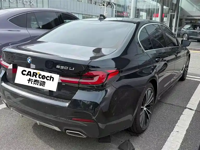 BMW 5 Series 2021