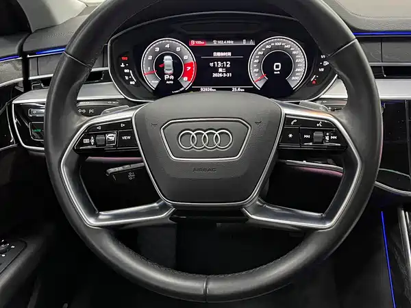 Audi A8 2021