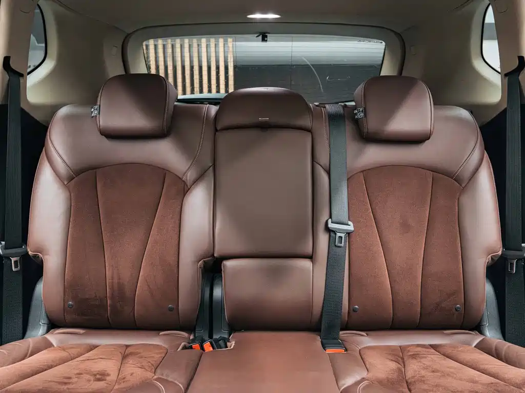 Buick Envision Plus 2017 — фото 20