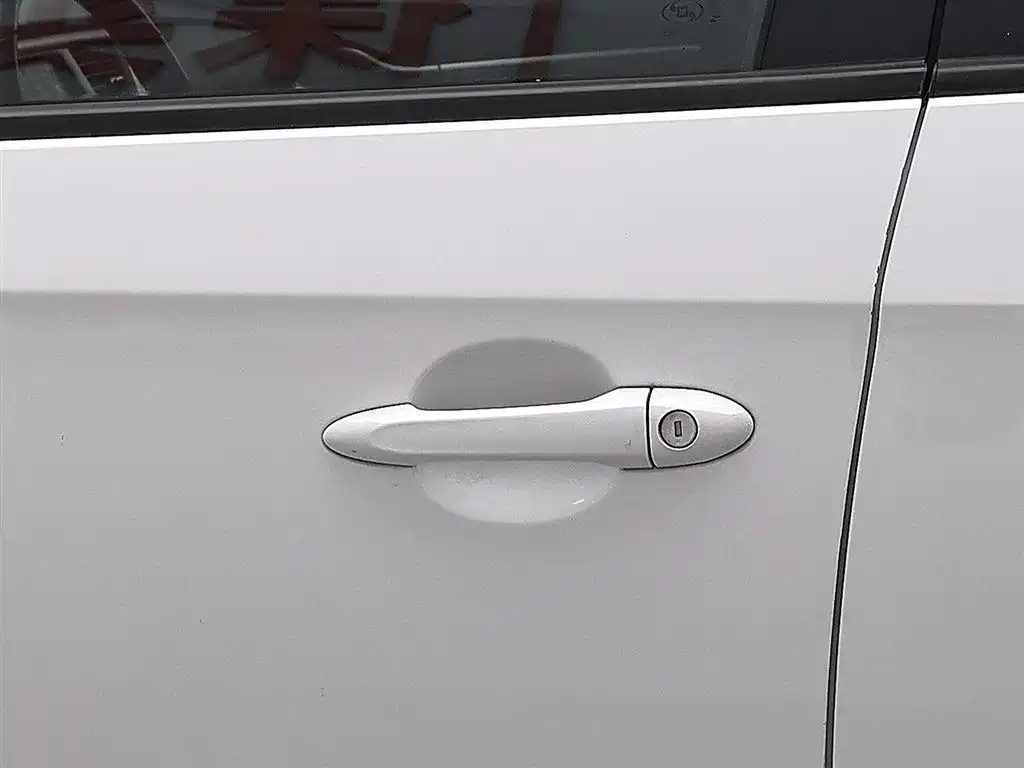 Buick Excelle 2020 — фото 18