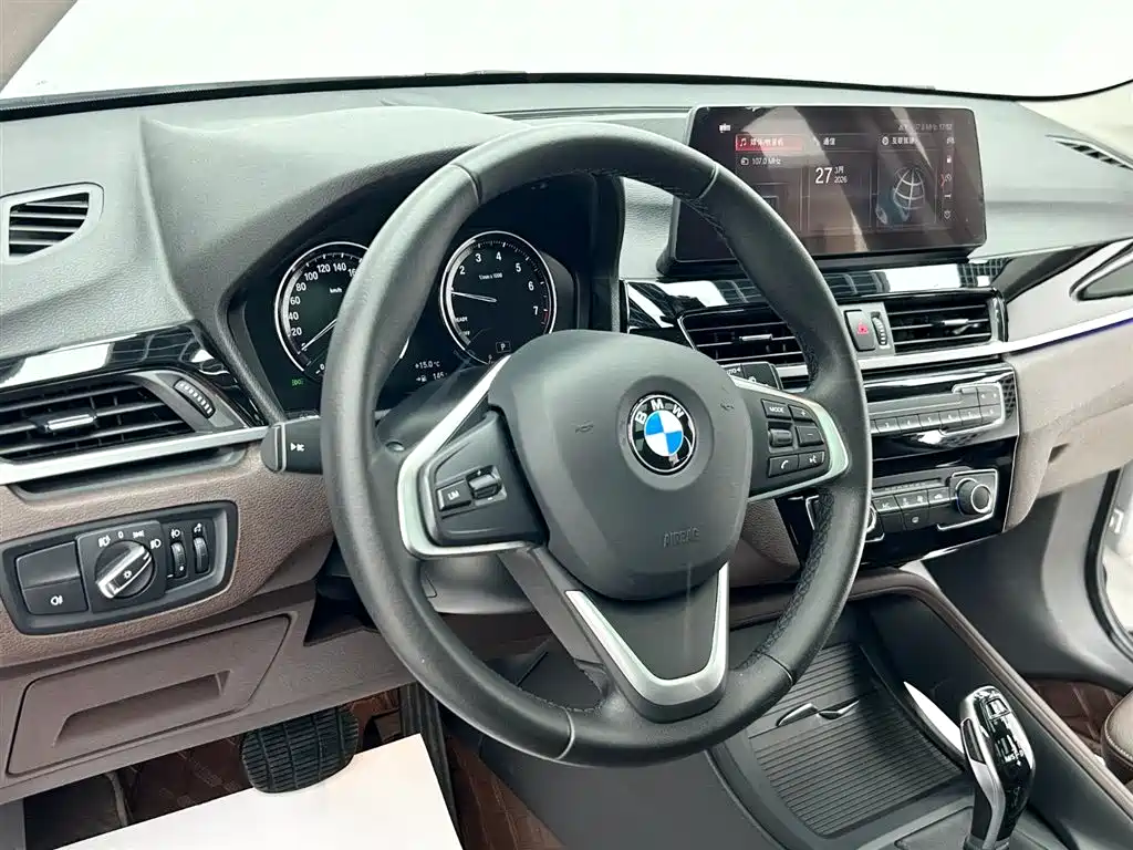 BMW X1 2022 — фото 9